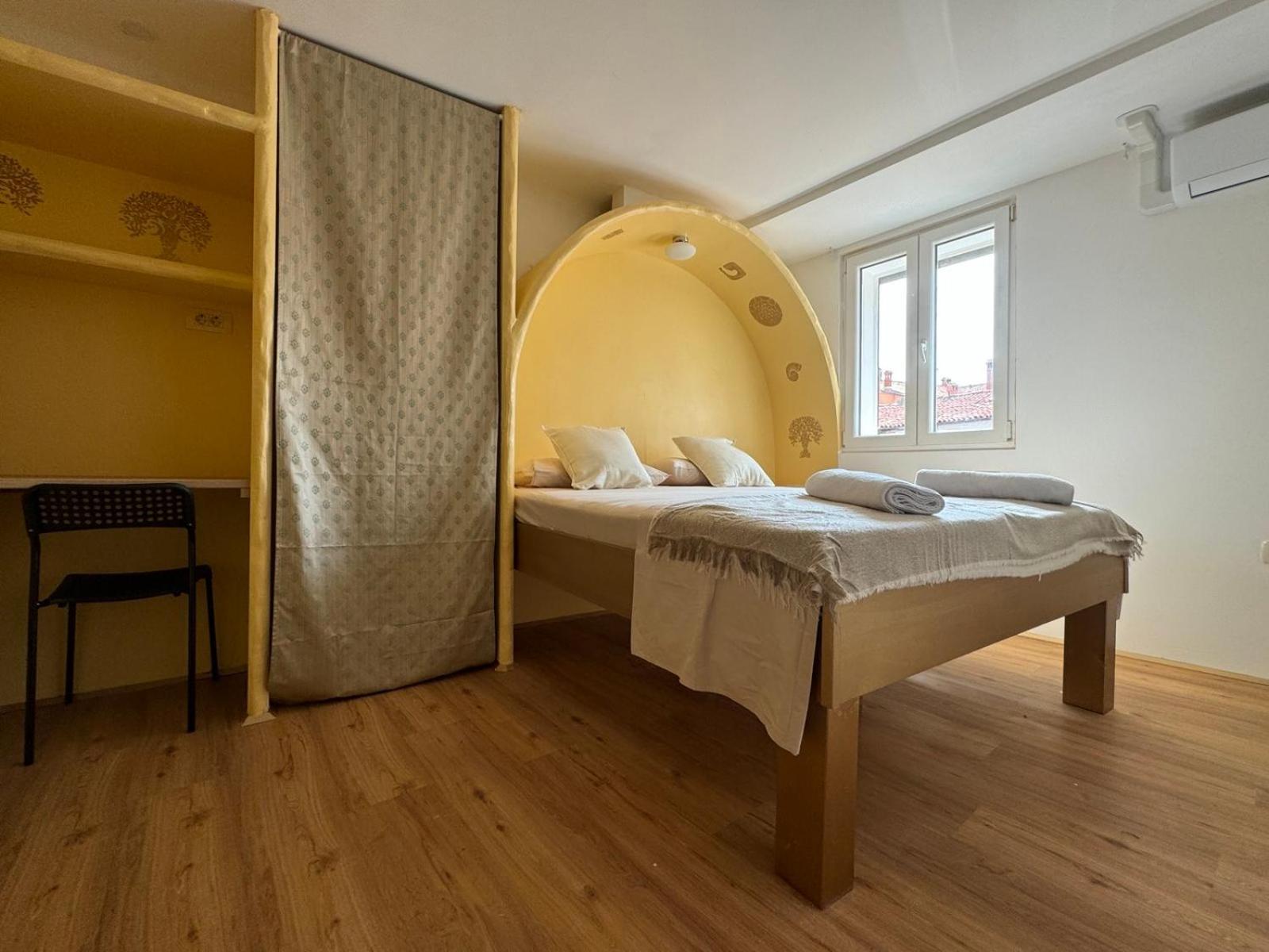 Plutus Apartments And Rooms With Free Parking Koper Exterior photo