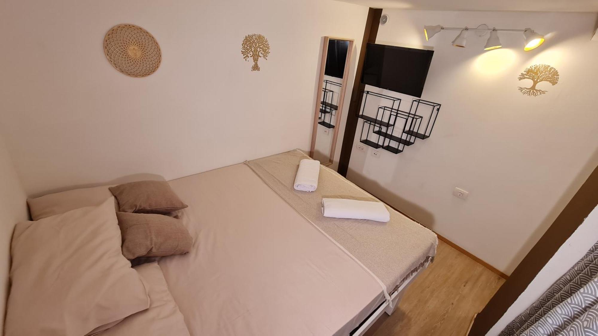 Plutus Apartments And Rooms With Free Parking Koper Exterior photo
